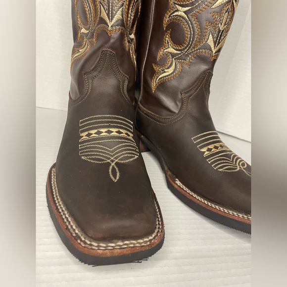 Cowboy boots - Picture 3 of 7